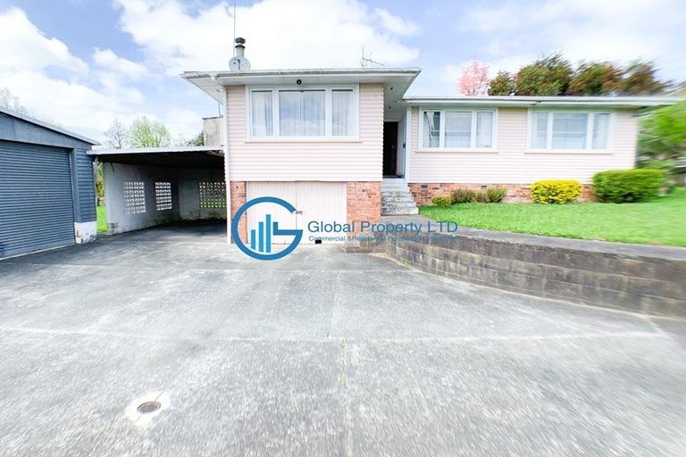 Photo of property in 12 Powell Place, Henderson, Auckland, 0610