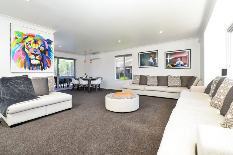 Photo of property in 5 Compton Grove, Huntington, Hamilton, 3210