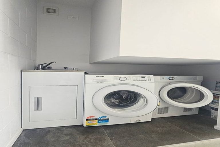 Photo of property in 5/143 Cranford Street, St Albans, Christchurch, 8014