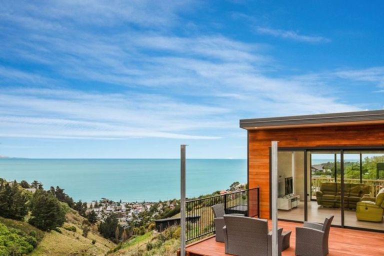 Photo of property in 6 Whiterock Lane, Richmond Hill, Christchurch, 8081