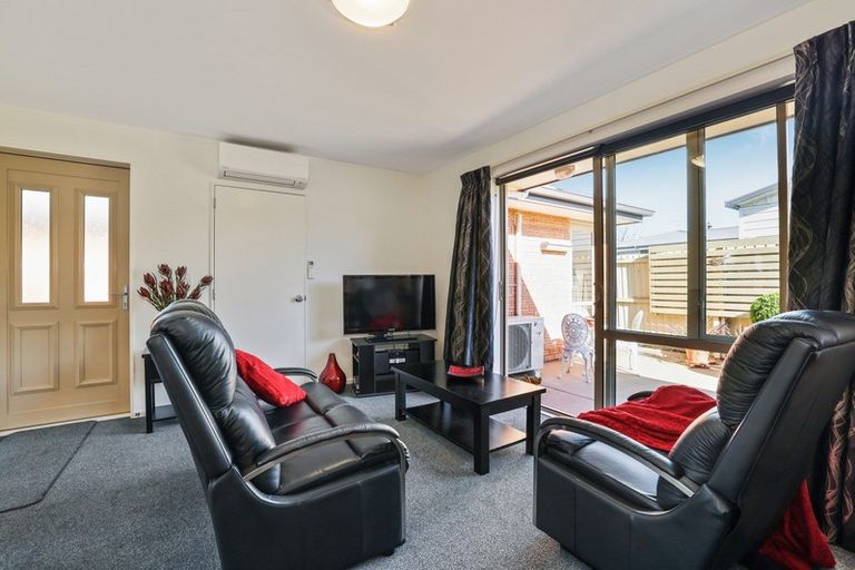 Photo of property in 5/165 Highsted Road, Casebrook, Christchurch, 8051