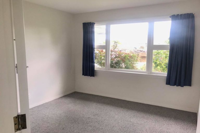 Photo of property in 12 Niagara Street, Wainoni, Christchurch, 8061