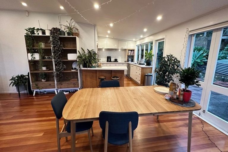 Photo of property in 19 St Aubyn Street, Devonport, Auckland, 0624