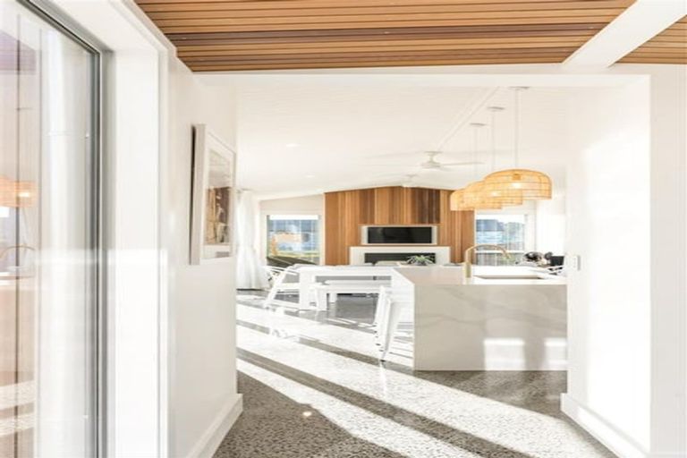 Photo of property in 218 Hamiora Street, Matarangi, 3592