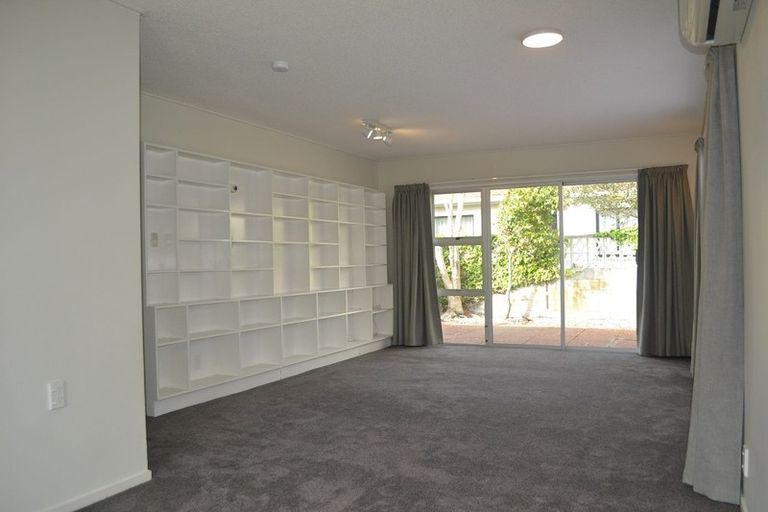 Photo of property in 2/8 Hatton Street, Karori, Wellington, 6012