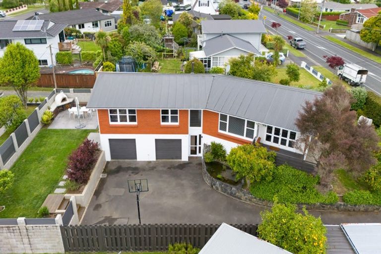 Photo of property in 180 Sandwich Road, St Andrews, Hamilton, 3200