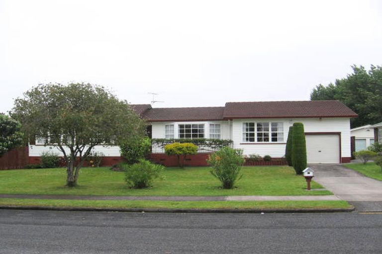 Photo of property in 71 Walworth Avenue, Pakuranga Heights, Auckland, 2010