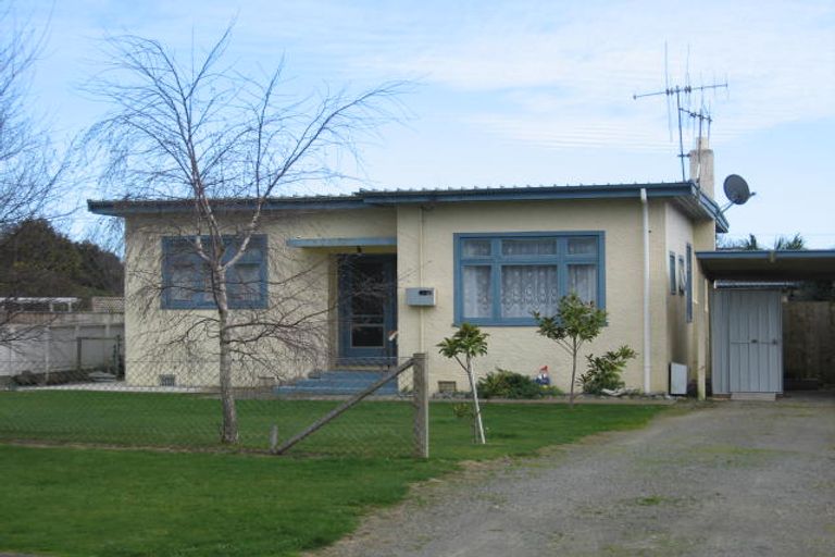 Photo of property in 14 Clark Street, Levin, 5510