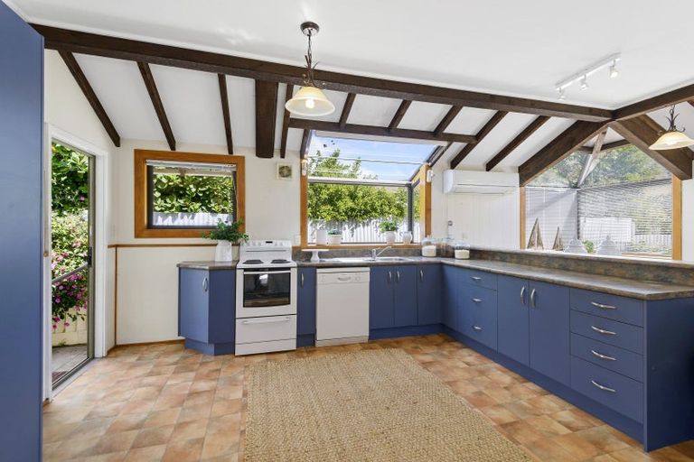 Photo of property in 4 Clark Street, Sumner, Christchurch, 8081