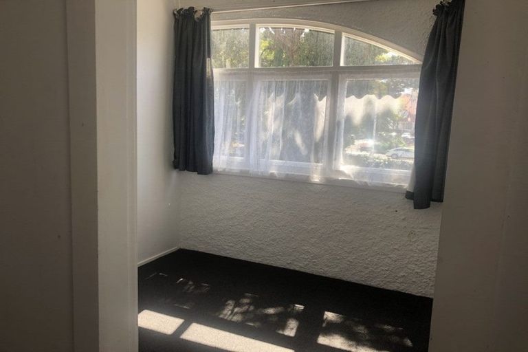 Photo of property in 227 Victoria Avenue, Hokowhitu, Palmerston North, 4410