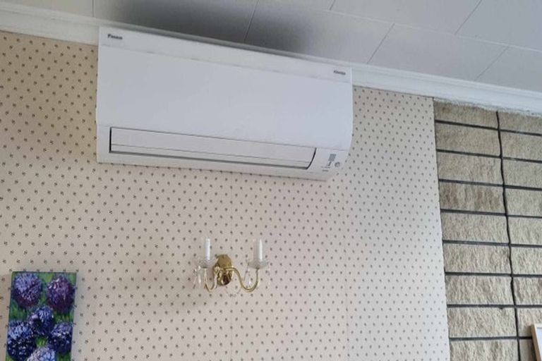 Photo of property in 5 Belgrave Place, Awapuni, Palmerston North, 4412