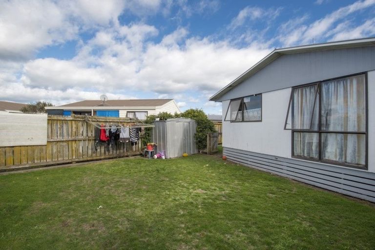 Photo of property in 17a Longstead Avenue, Papamoa Beach, Papamoa, 3118