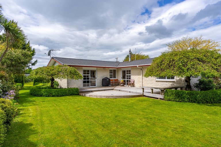 Photo of property in 71 Frederick Street, Carterton, 5713