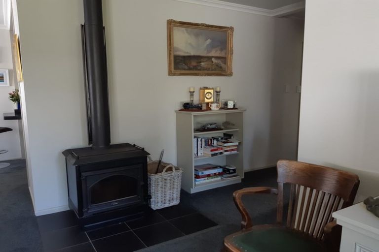 Photo of property in 102 East Street, Greytown, 5712