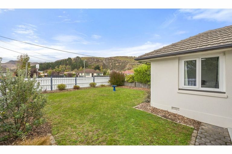 Photo of property in 11 Curries Road, Hillsborough, Christchurch, 8022