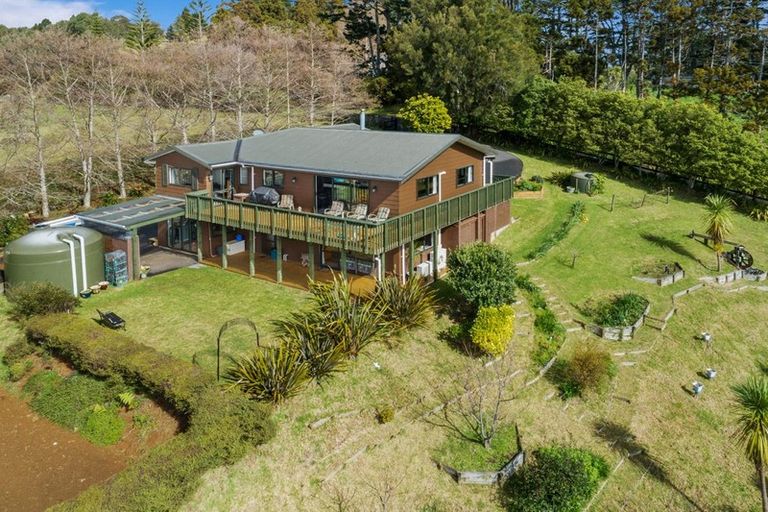 Photo of property in 394a Wairere Road, Waitakere, Auckland, 0782