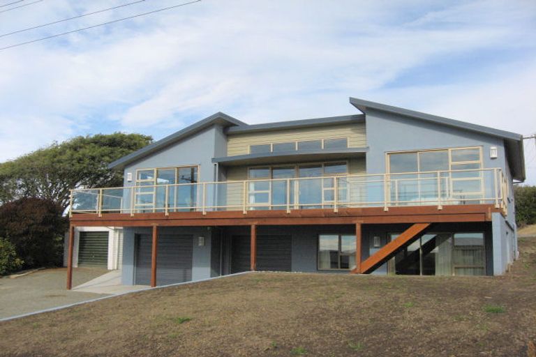 Photo of property in 23 Semple Street, Kakanui, Oamaru, 9495