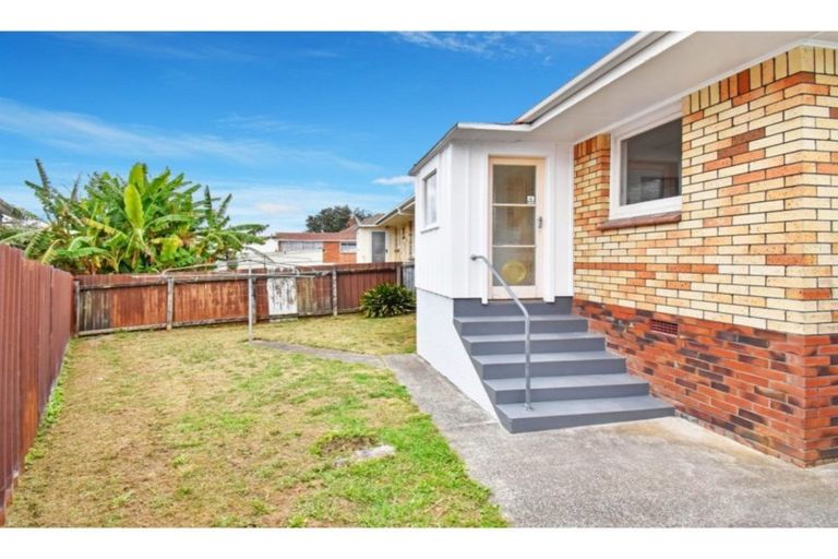 Photo of property in 20a Hillcrest Road, Papatoetoe, Auckland, 2025