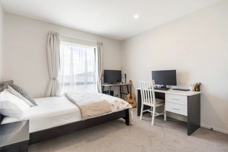 Photo of property in 44 Picturesque Drive, Flat Bush, Auckland, 2019