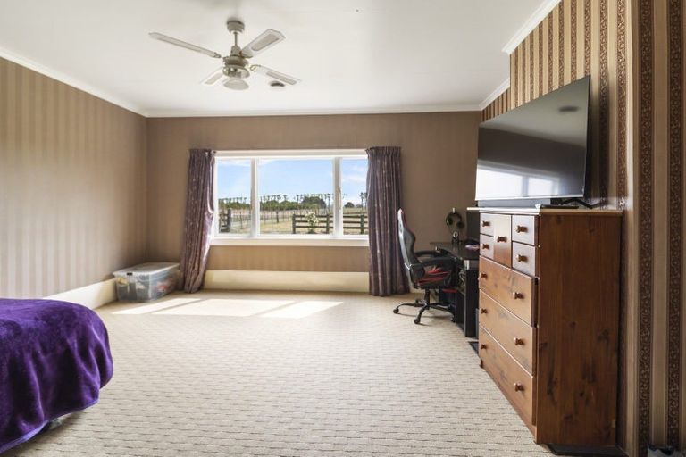 Photo of property in 879 Timaru-pareora Highway, Pareora, 7971