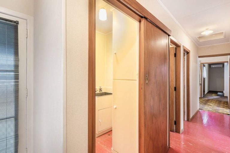 Photo of property in 114 Te Rangitautahanga Road, Turangi, 3334