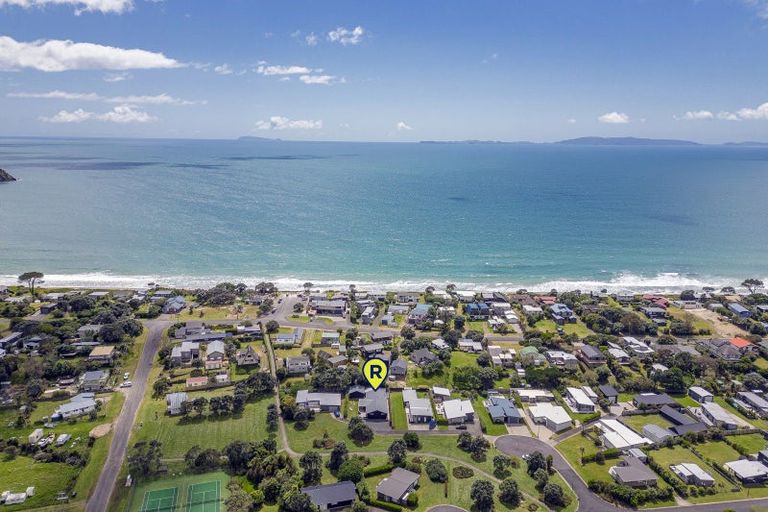 Photo of property in 118 Lil Place, Whangapoua, Coromandel, 3582