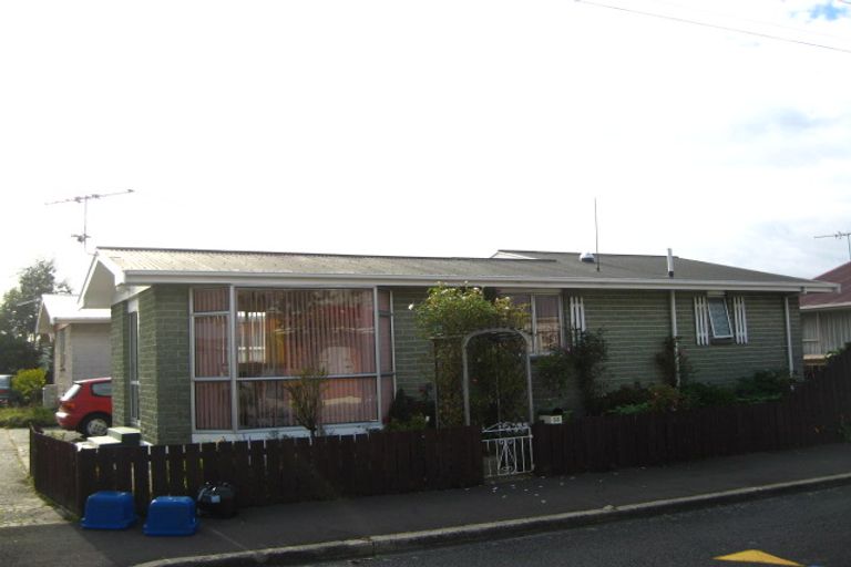 Photo of property in 33 Rutherford Street, Caversham, Dunedin, 9012