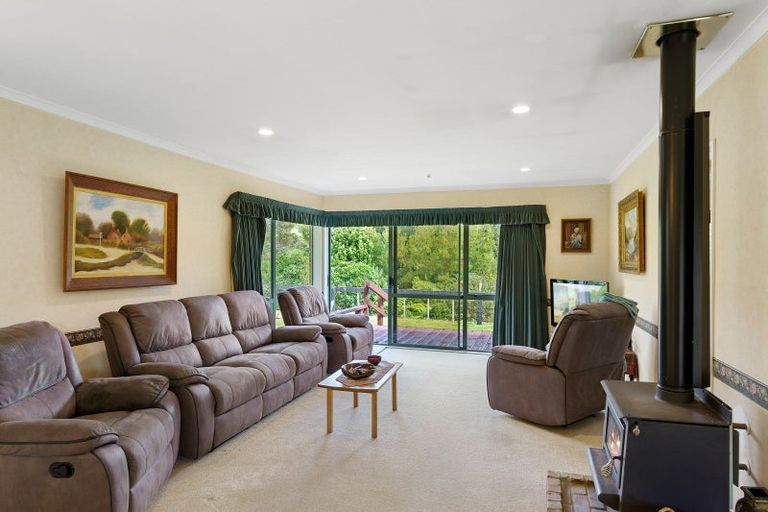 Photo of property in 266 North Manakau Road, Manakau, Levin, 5573