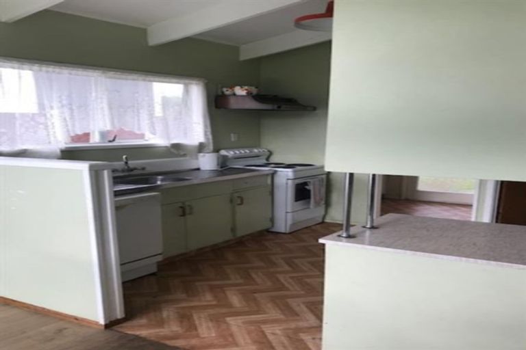 Photo of property in 6 Damian Way, Weymouth, Auckland, 2103