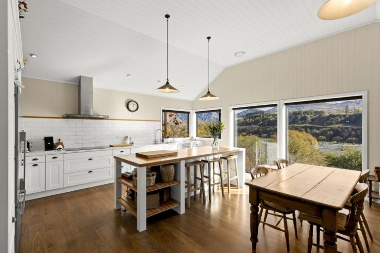 Photo of property in 361 Tucker Beach Road, Queenstown Hill, Queenstown, 9371