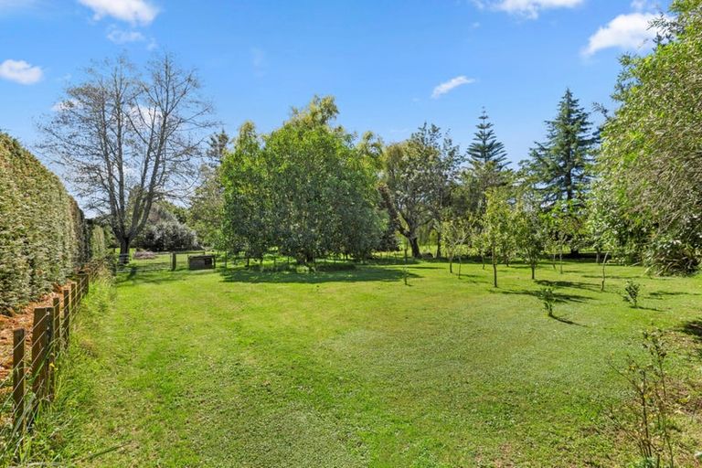 Photo of property in 243 Woodside Road, Matangi, Hamilton, 3284