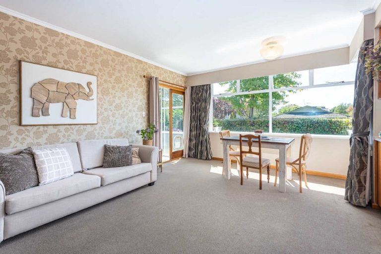 Photo of property in 32 Wadeley Road, Ilam, Christchurch, 8041