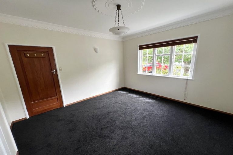 Photo of property in 90 Nottingham Street, Karori, Wellington, 6012