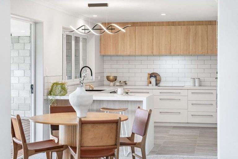 Photo of property in 66 Karanui Road, Te Kamo, Kamo, 0185