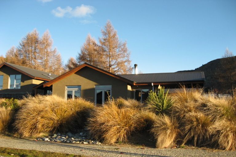 Photo of property in 35 Mathias Terrace, Arthurs Point, Queenstown, 9371