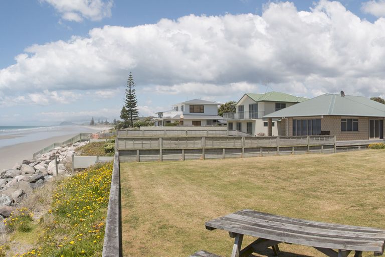 Photo of property in 73 Shaw Road, Waihi Beach, 3611