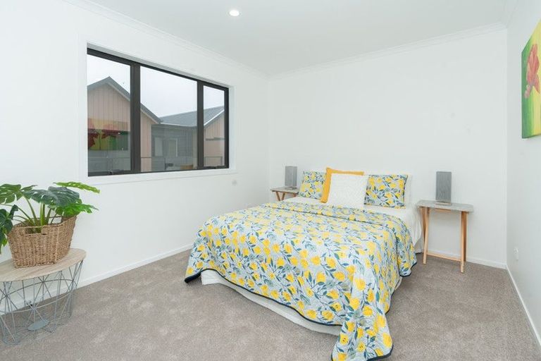 Photo of property in 1/4 Marama Street, Castor Bay, Auckland, 0620