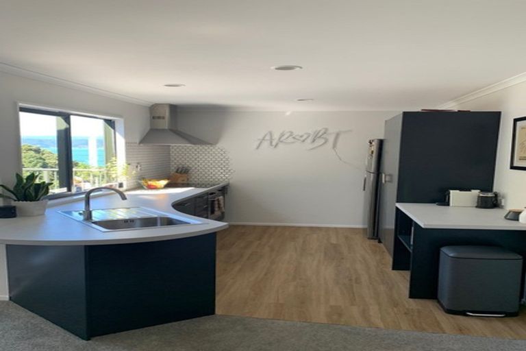 Photo of property in 2/19 Onslow Road, Khandallah, Wellington, 6035