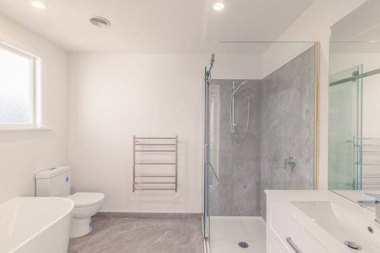 Photo of property in 75 Tedder Avenue, North New Brighton, Christchurch, 8083