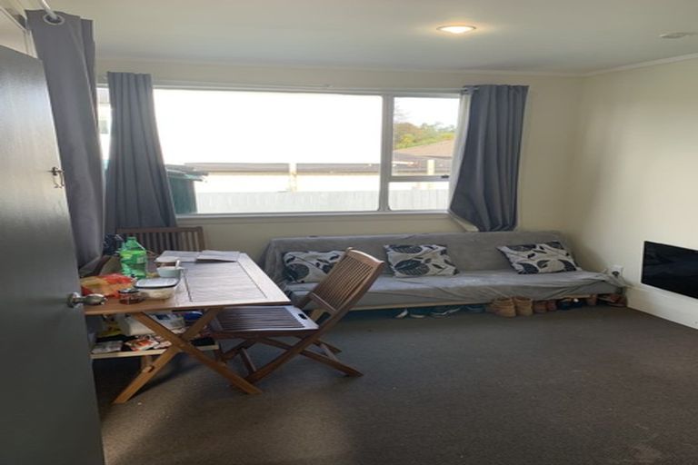 Photo of property in 36a Fruitvale Road, New Lynn, Auckland, 0600