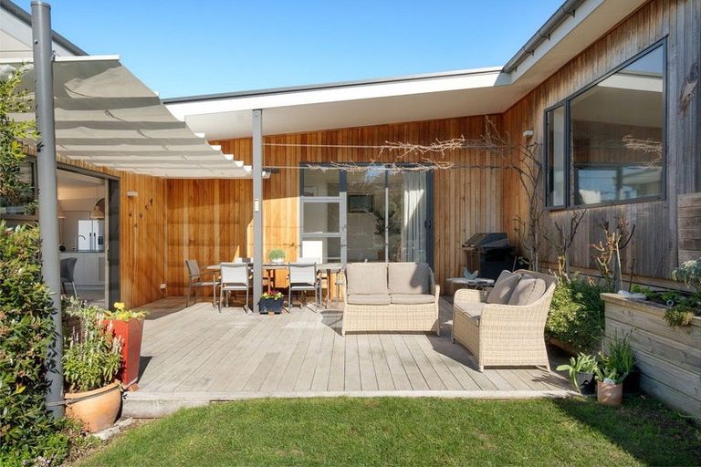 Photo of property in 45 Major Hornbrook Road, Mount Pleasant, Christchurch, 8081