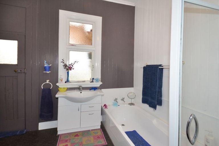 Photo of property in 11 Playfair Street, Caversham, Dunedin, 9012