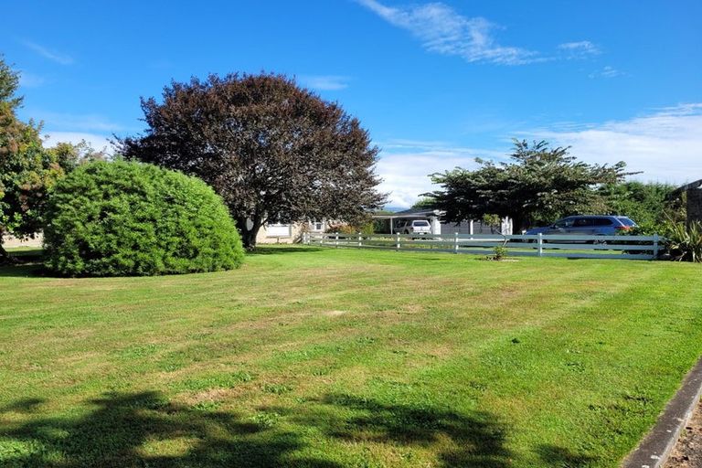 Photo of property in 195 Park Road, Parkvale, Carterton, 5792