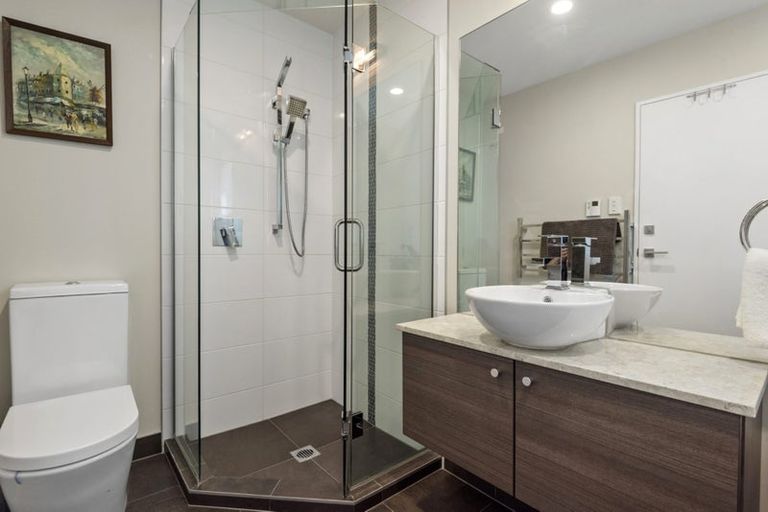 Photo of property in Wilk Heights, 2/8 Wilk Lane, Browns Bay, Auckland, 0630