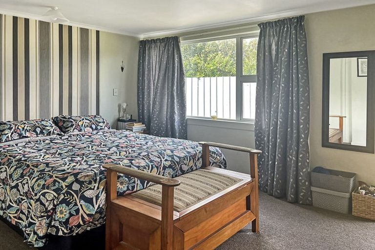 Photo of property in 13 Koputara Road, Himatangi Beach, Foxton, 4891