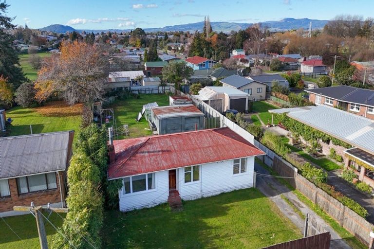 Photo of property in 5 Park Road, Western Heights, Rotorua, 3015
