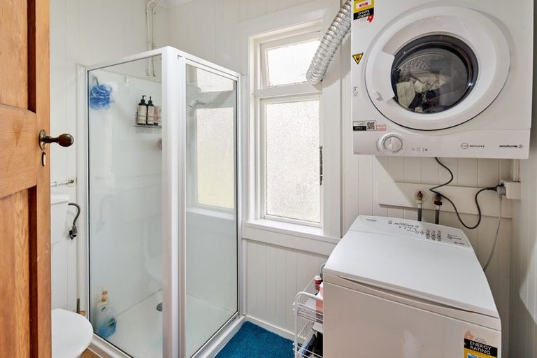 Photo of property in 132-136 Washington Avenue, Brooklyn, Wellington, 6021