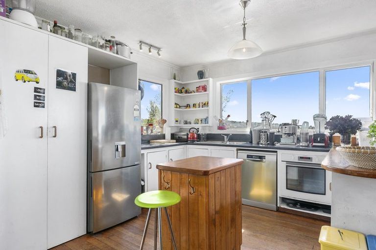 Photo of property in 84 Moana Crescent, Musselburgh, Dunedin, 9013