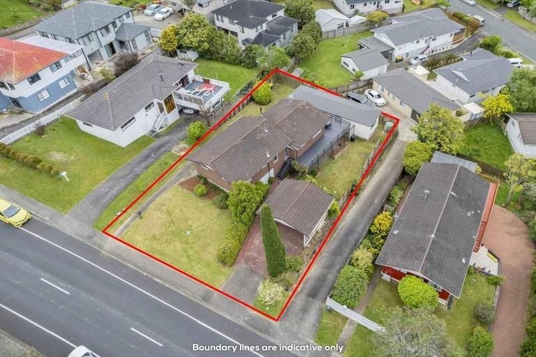 Photo of property in 20 Trias Road, Totara Vale, Auckland, 0629