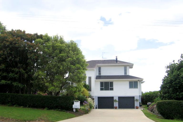 Photo of property in 35 The Crescent, Waihi Beach, 3611